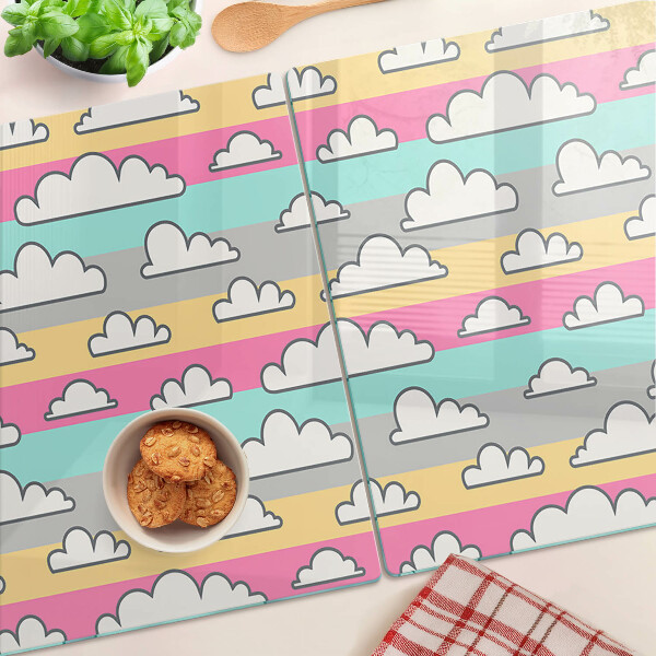 Tocător de bucătărie Nori pe un fundal pastel