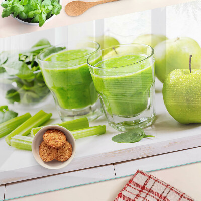 Tocător de bucătărie Smoothie verde cu ingrediente proaspete