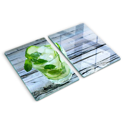 Tocător din sticlă Un cocktail răcoritor cu mentă