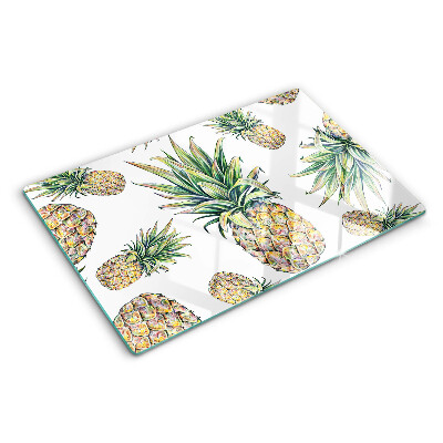 Tocător de bucătărie Ananas pe fundal alb