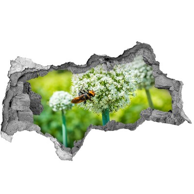 Autocolant gaură 3D Pajiște cu flori și albină