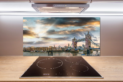 Panou sticla securizata bucatarie Tower Bridge din Londra