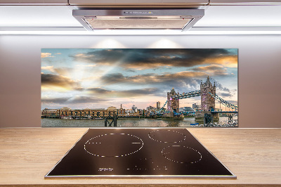 Panou sticla securizata bucatarie Tower Bridge din Londra