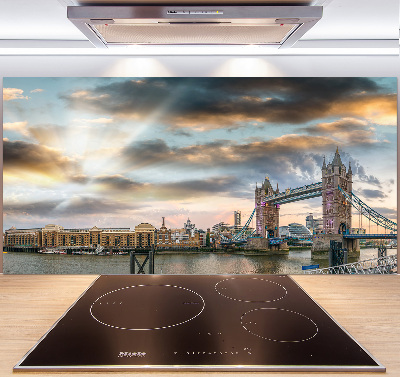 Panou sticla securizata bucatarie Tower Bridge din Londra