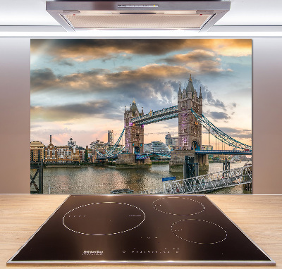 Panou sticla securizata bucatarie Tower Bridge din Londra
