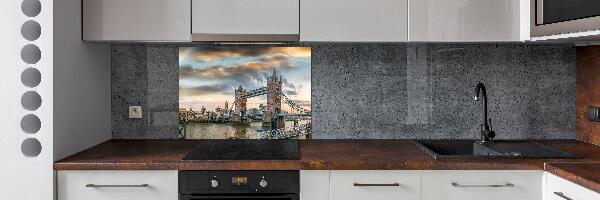 Panou sticla securizata bucatarie Tower Bridge din Londra