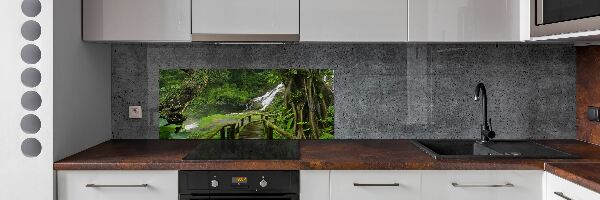 Panou perete bucătărie Cascada din junglă