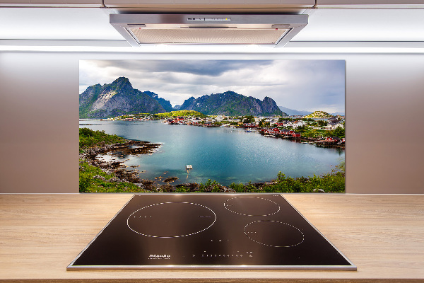 Panou sticla securizata bucatarie Lofoten din Norvegia