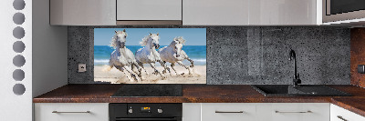 Panou sticlă decorativa bucătărie White Beach Horse