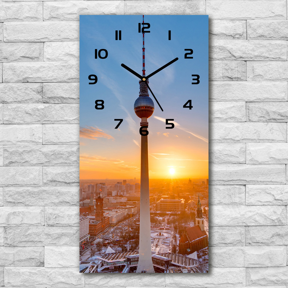 Ceas de sticlă pe perete vertical Turnul televiziunii