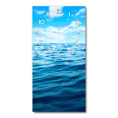 Ceas de sticlă pe perete vertical apa de mare