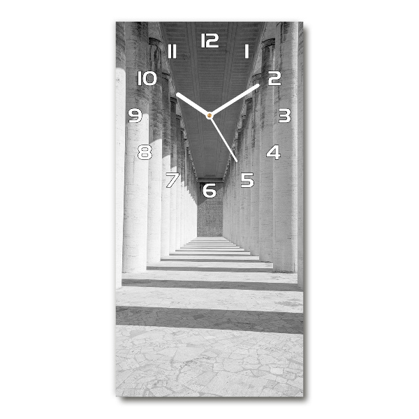 Ceas de sticlă pe perete vertical Coridor