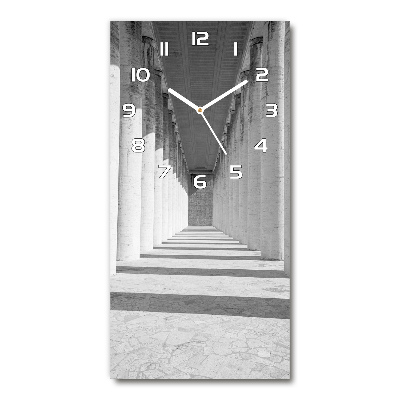 Ceas de sticlă pe perete vertical Coridor