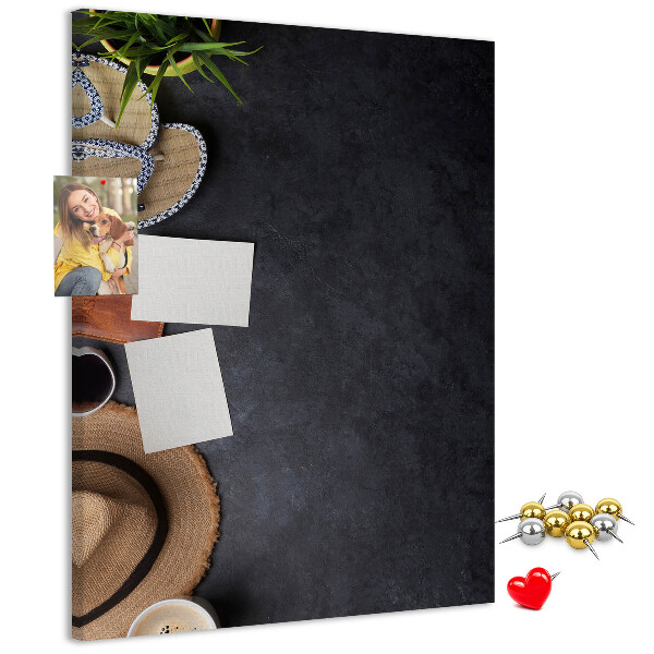 Tabla de pluta Aranjament elegant cu accente naturale