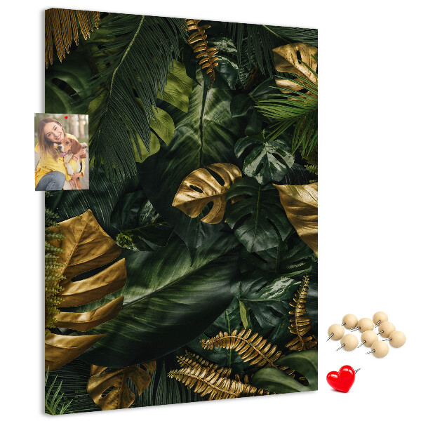 Tabla de pluta Frunze aurii într-o compoziție de plante tropicale