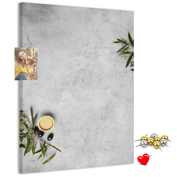 Tabla de pluta Fundal minimalist cu accent de măsliniu