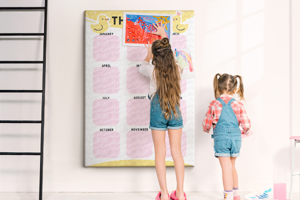 Panou plută Un calendar vesel cu motiv de pasăre