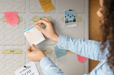 Panou plută Calendar anual pentru planificarea evenimentelor