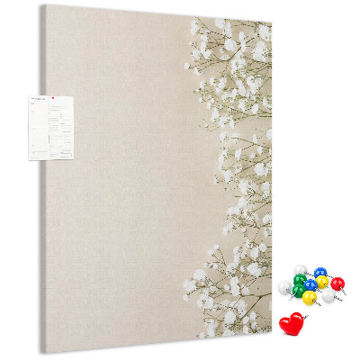 Tabla de pluta Flori delicate pe un fundal neutru