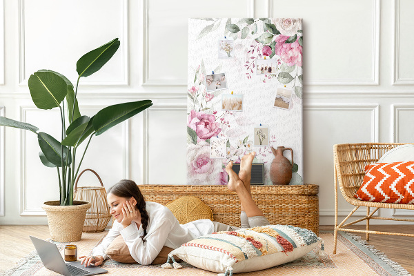 Tabla de pluta Model floral în nuanțe delicate de roz