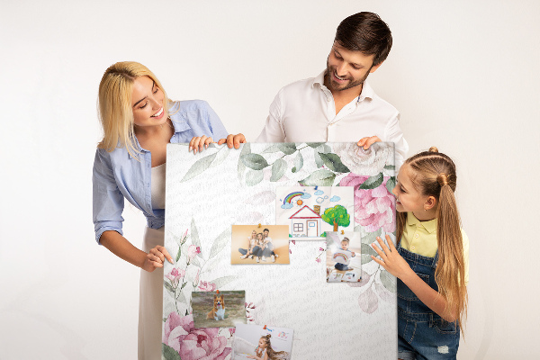 Tabla de pluta Model floral în nuanțe delicate de roz