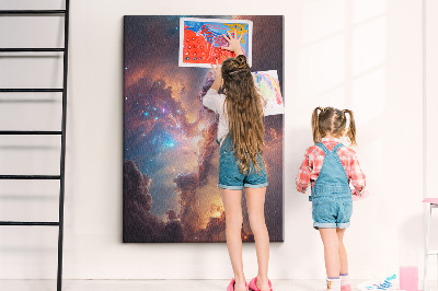 Tabla de pluta Fenomene cosmice într-o galaxie colorată
