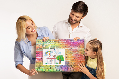 Panou din pluta Zid de cărămidă colorat într-un curcubeu