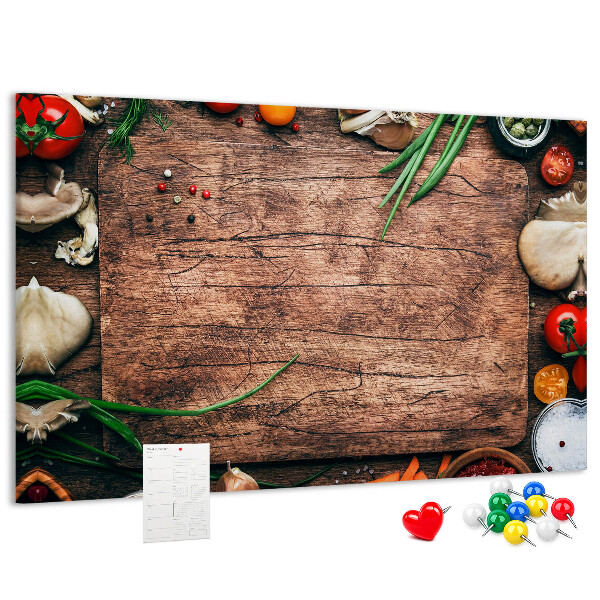 Panou din pluta Ingrediente naturale pe un fundal de lemn