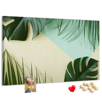 Panou de pluta Frunze tropicale pe un fundal pastel