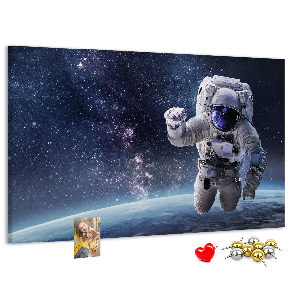 Panou din pluta Astronautul în spațiul cosmic