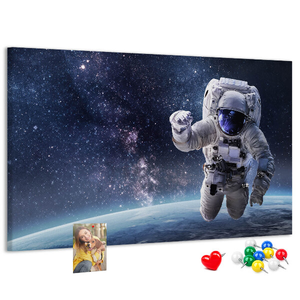 Panou din pluta Astronautul în spațiul cosmic