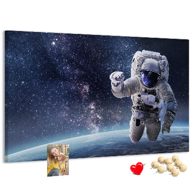 Panou din pluta Astronautul în spațiul cosmic