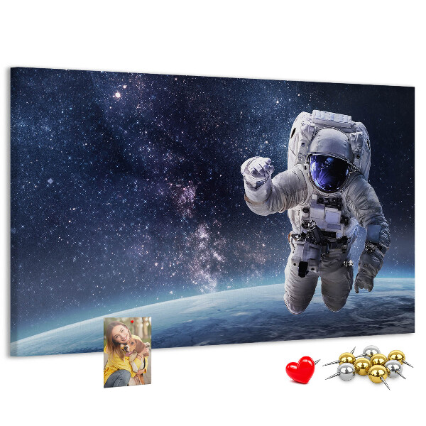 Panou din pluta Astronautul în spațiul cosmic