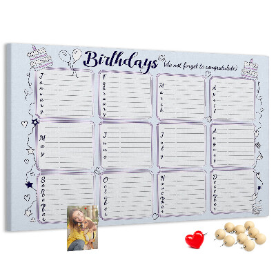 Panou din pluta Calendar de ziua de naștere cu accente colorate