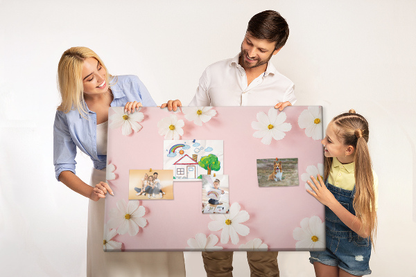 Panou de pluta Model floral pe fundal roz