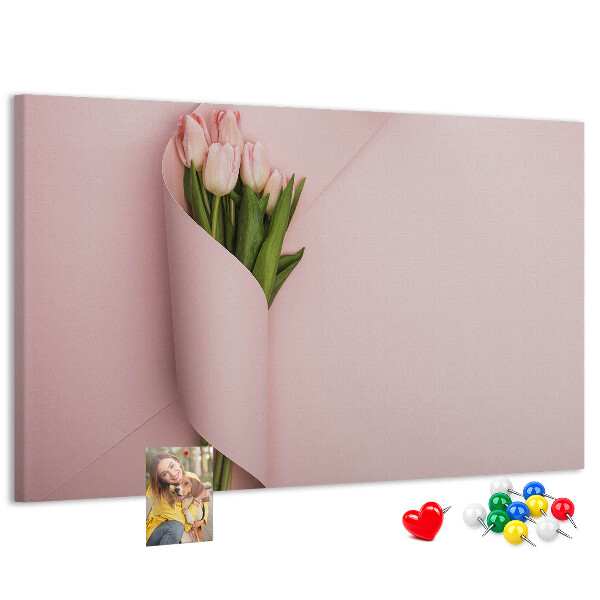 Panou de pluta Lalele delicate pe un fundal roz