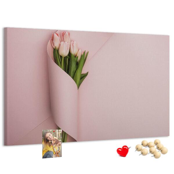 Panou de pluta Lalele delicate pe un fundal roz