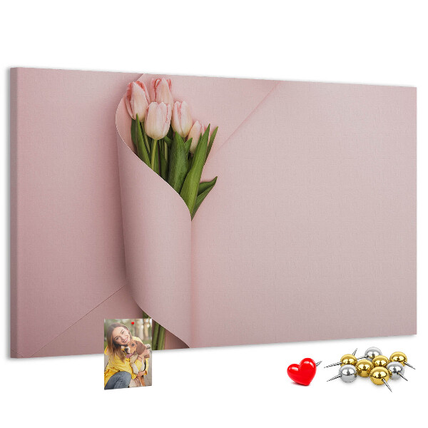 Panou de pluta Lalele delicate pe un fundal roz