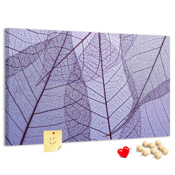 Panou din pluta Un model delicat de frunze pe un fundal violet