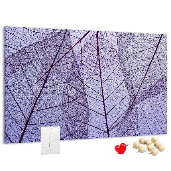 Panou din pluta Un model delicat de frunze pe un fundal violet