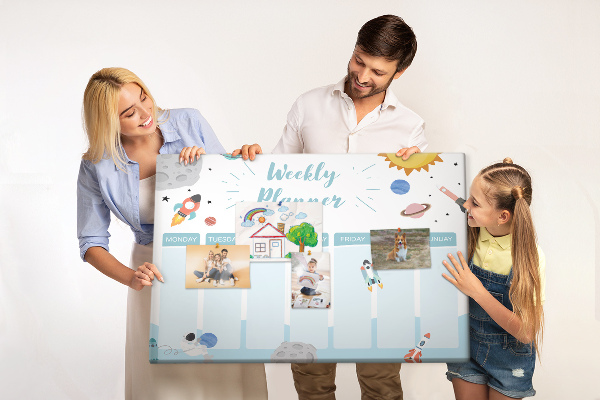 Panou din pluta Calendar săptămânal spațial cu rachete