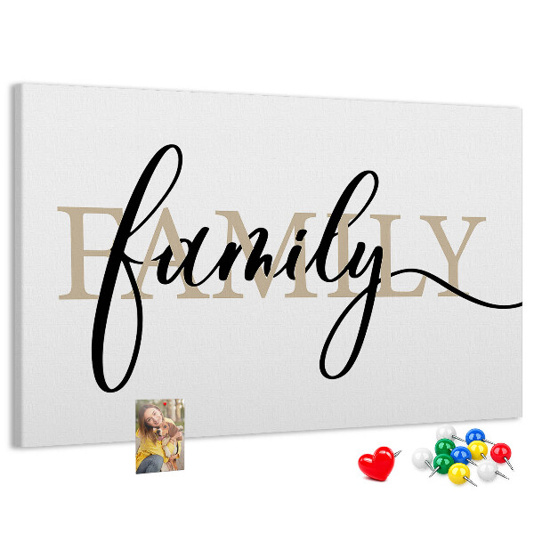 Panou de pluta Inscripție elegantă „familie” pe fundal alb