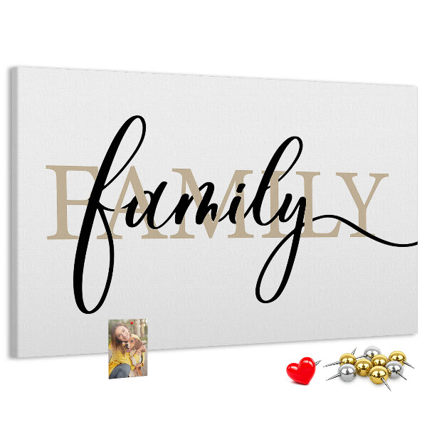 Panou de pluta Inscripție elegantă „familie” pe fundal alb