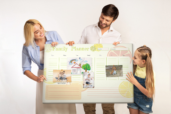 Panou din pluta Agenda de familie cu model citric.