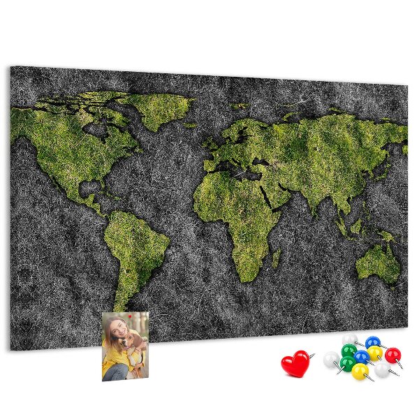 Panou din pluta Hartă verde a lumii pe fundal gri