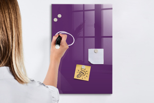 Tablă cu marker O tablă colorată pentru notițe și fotografii