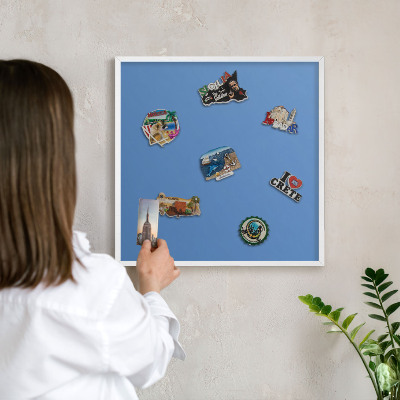 Tablă metalică de perete cu ramă de culoare albă Culoare albastră