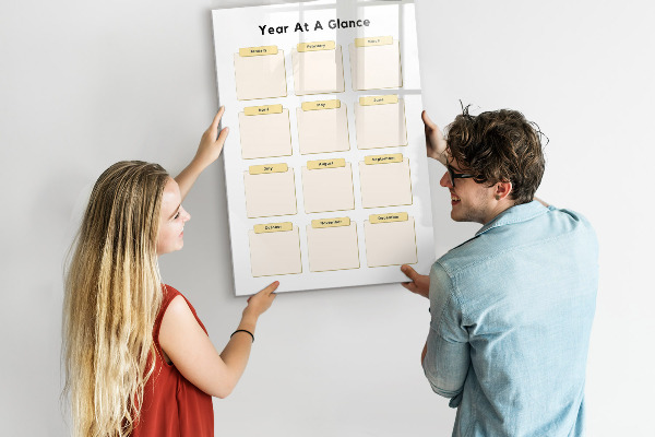 Tablă magnetică de scris Calendar anual pentru personalizare