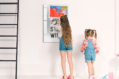 Tablă cu marker Un spațiu creativ pentru amintiri și fotografii