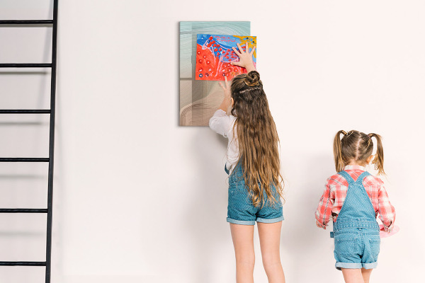 Tablă cu marker O tablă colorată pentru notițe și fotografii